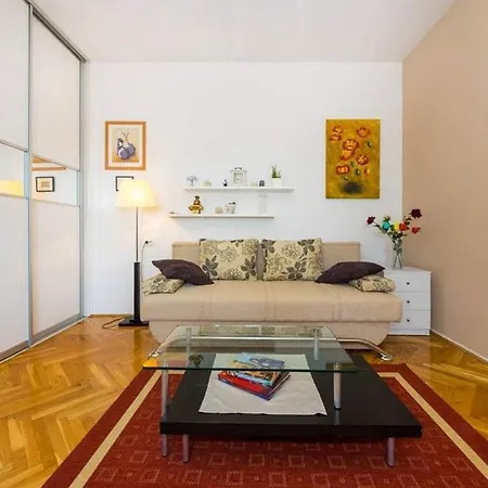 With Wifi - 23207 Appartement *